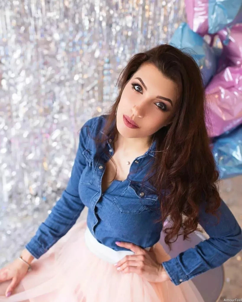 Anna Profile image 5