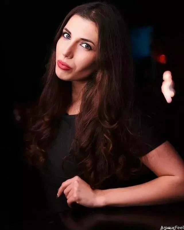 Anna Profile image 1